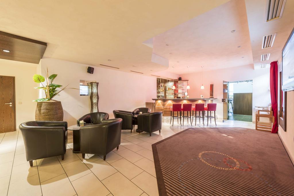 Hotel Am Bruchsee Heppenheim  Extérieur photo