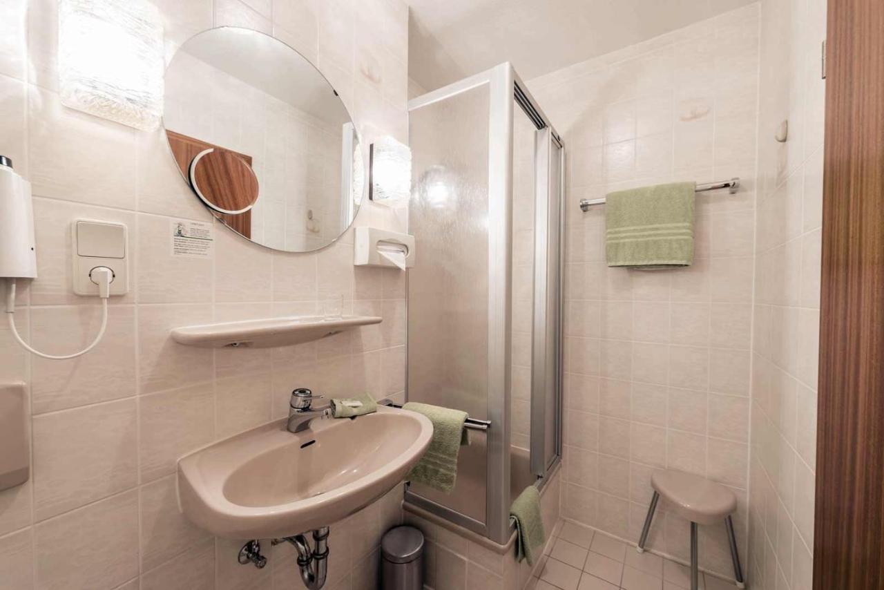 Hotel Am Bruchsee Heppenheim  Extérieur photo